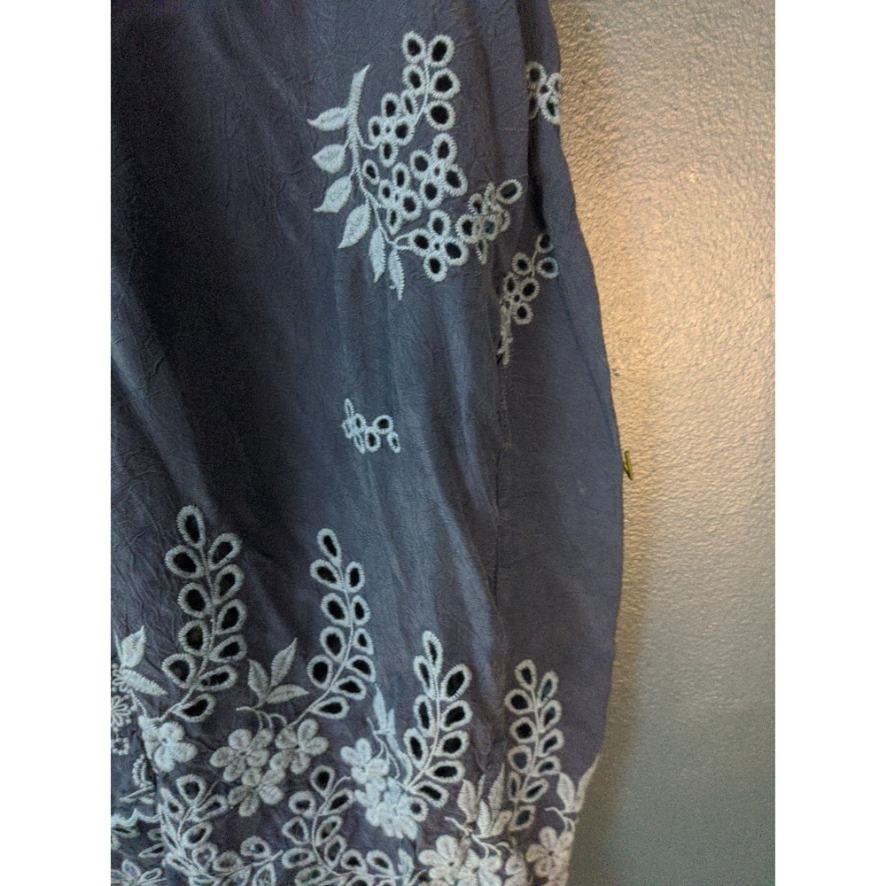 Johnny Was Navy Blue Floral Embroidered Tank Top - Picture 6 of 13